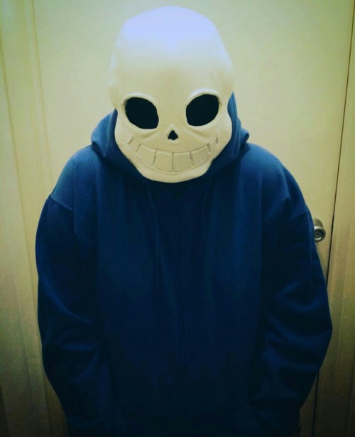 People seem to be enjoying Papyrus sooo here, I&rsquo;m making Sans, too. :) Process was very simila
