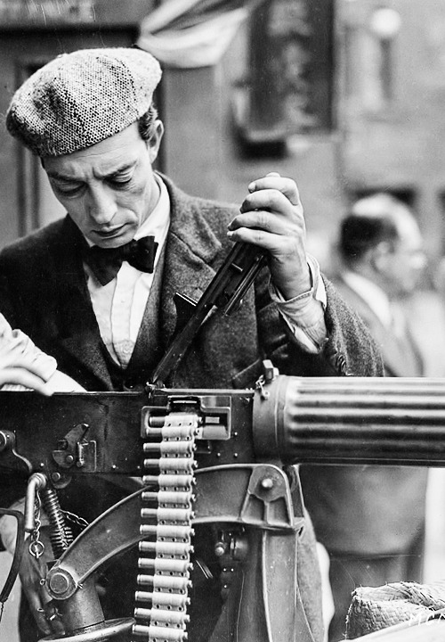 haroldlloyds:  Buster Keaton on the set of The Cameraman (1928) 
