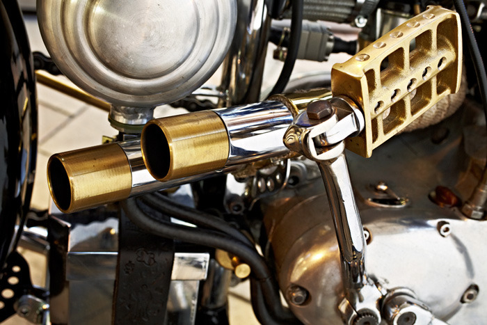 motoblogcl:  Angry Lane’s ’73 Triumph Daytona 