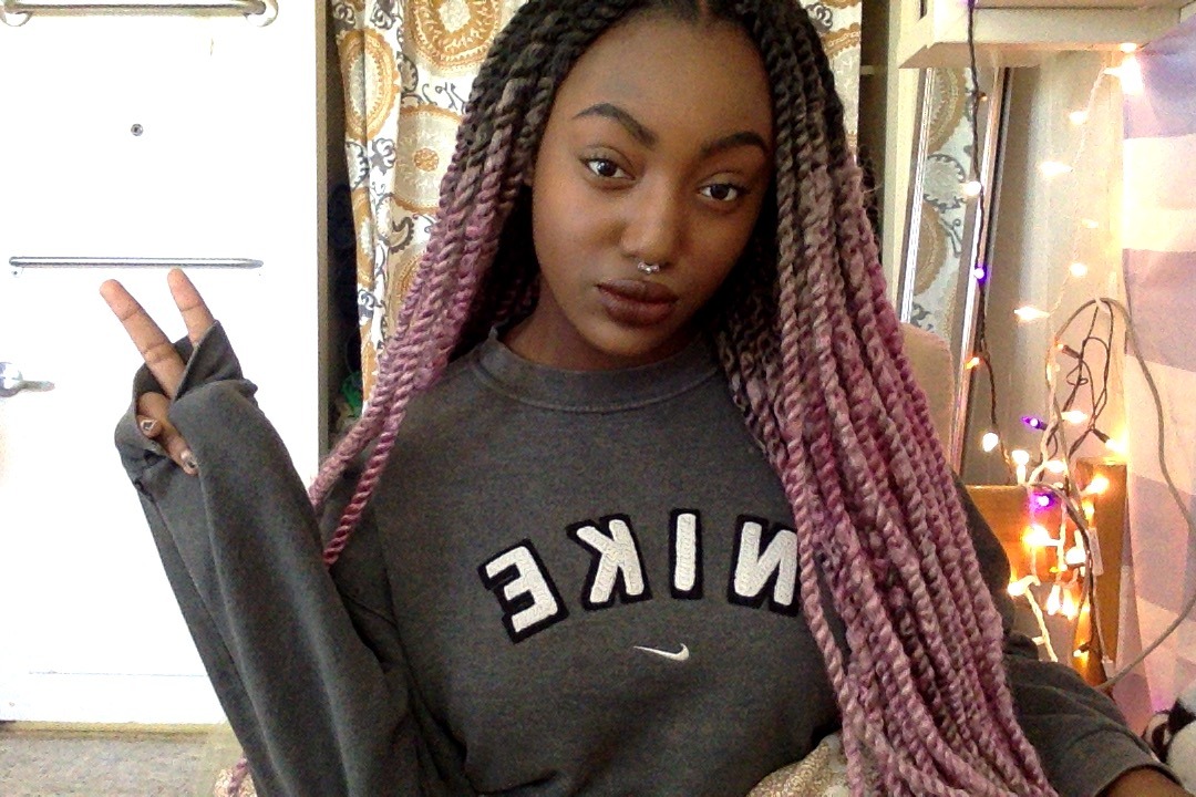 ladizpute:  i went to visit my mom this weekend and i stole this cool old nike jacket