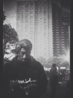 vivalafresco:  Vintage picture my cousin took of Tupac in the projects signing autographs while on set for Above The Rim 1994 