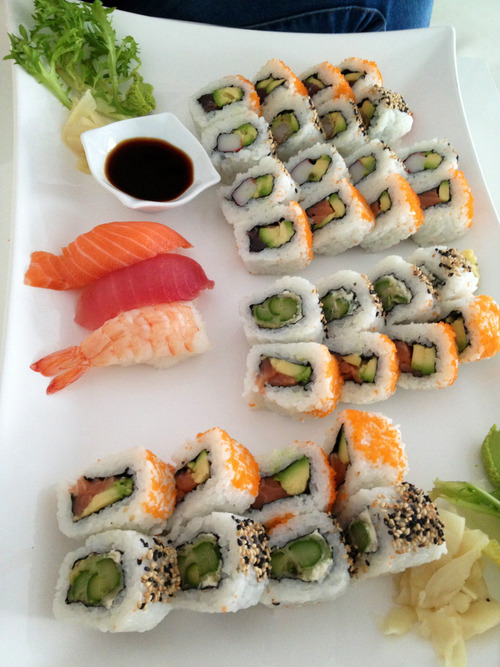 foodluxury:  Love Food? This blog is for you. 