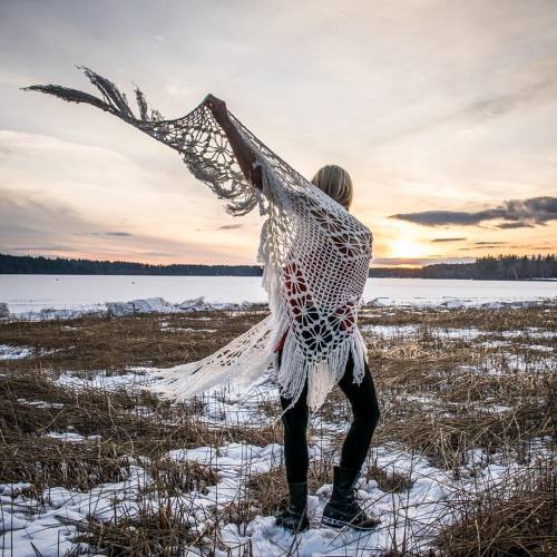 lenswild: Intrepid Sunset. @theageemonster  I’m feeling this photo right now.. enduring the co