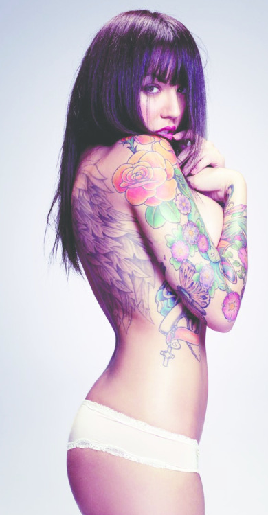 we-require-more-tatooed-girls:  More @ http://we-require-more-tatooed-girls.tumblr.com