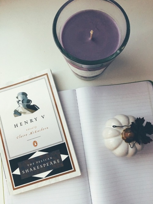 englishmajorinrepair:What my day looks like ✒️