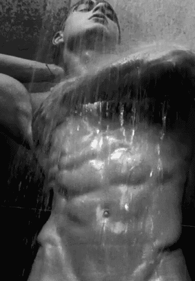 troygomez22:  A man’s wet body is just fascinating. 
