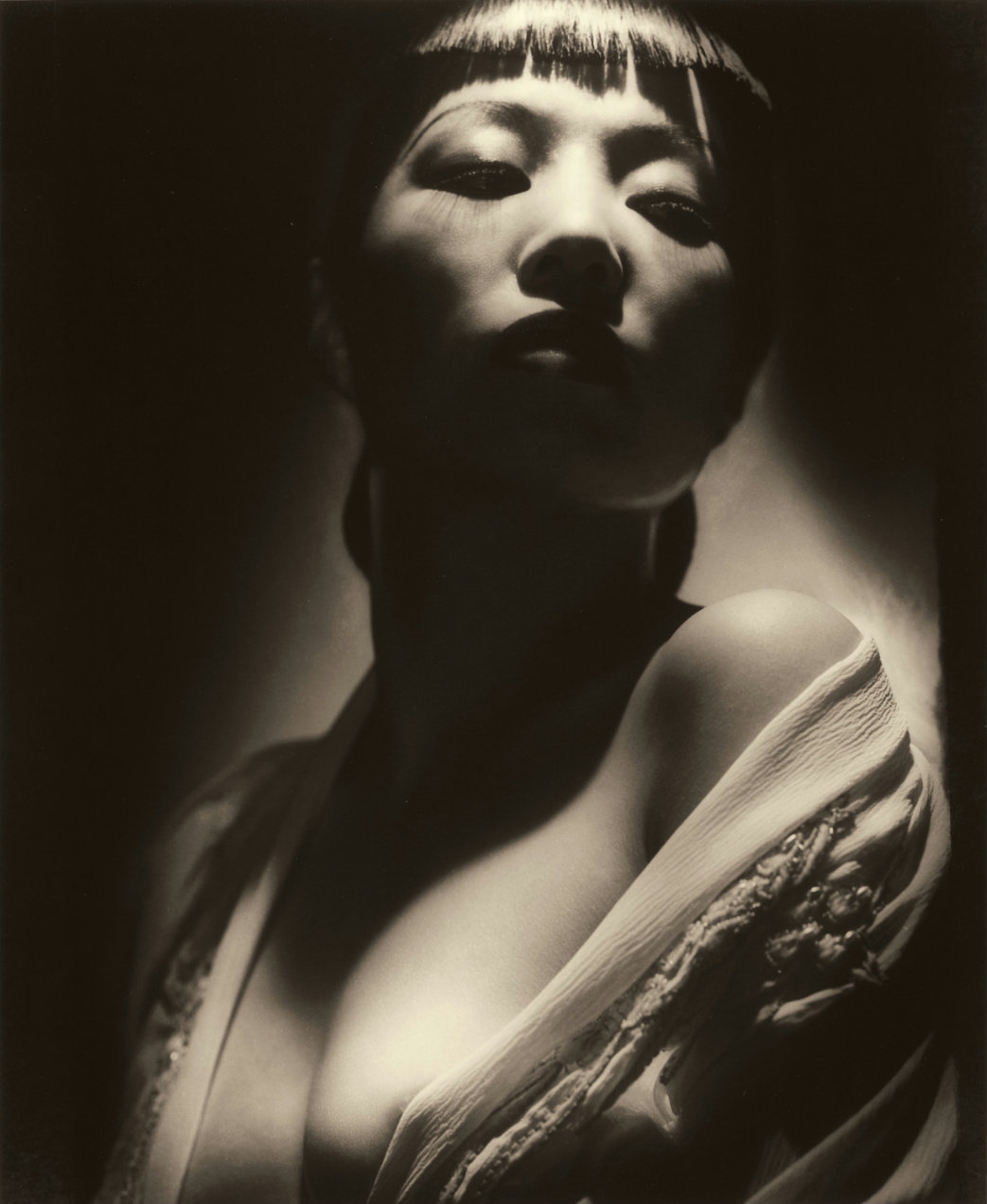 classyartgallery:    Anna Mae Wong, 1938   by   George Hurrell   