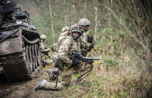 celer-et-audax:  Exercise Black Eagle British Soldiers from the Royal Welsh, Kings Royal H