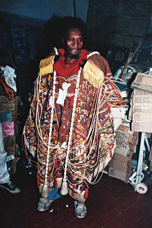 8ur:  st-aloysius:  liverodland:  The incredible embroidered jackets of Brazilian outsider artist Bi
