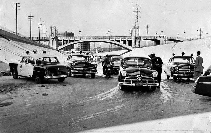 90s-forever:  therealhollywoodbandit:  Drag racing at the LA River or rather in the