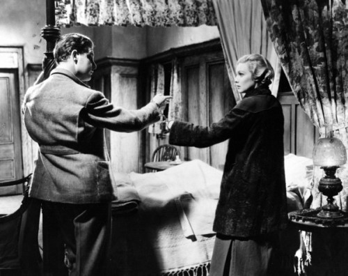 Madeleine Carroll and Robert Donat handcuffed together in &ldquo;The 39 steps&rdquo;