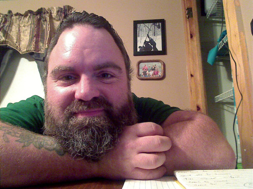 foxbear:  bearmccrosky:  Everyone else is doing the whole “2013 Year In Selfies” bit - so here you go.  Hell, yeah.