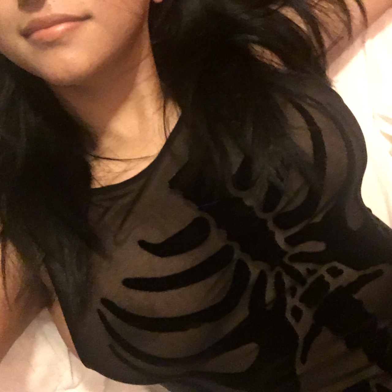 lickrock:  I never really take selfies or nudes bc what’s the point if there’s