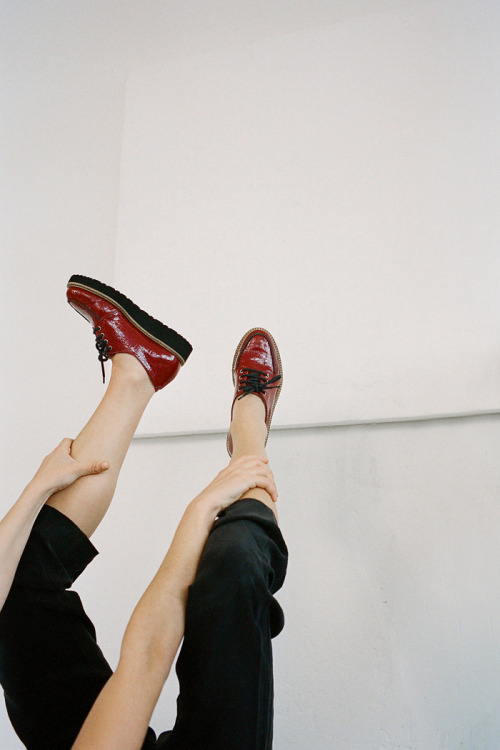 opaqueglitter:  ph. Camila Falquez 