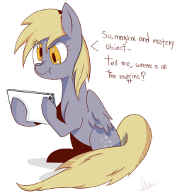 paperderp:  Derpy discovers Android by Aureai