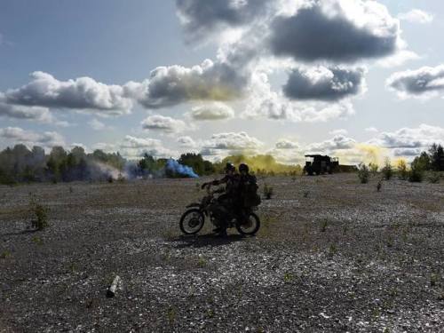 My second year at the Swedish larp Blodsband Reloaded was as eventful at the first. I spent three days roaming the wasteland of Stråssa on my bike, and had tons of fun.