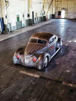 boxerfanatic:  Imagine that… an enclosed hot rod… 