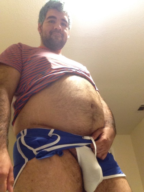 iwannabeyourgentleman:  My shorts have this cute lil pouch that holds my junk so I don’t have to wear underwear