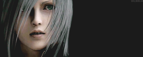 valninja:“I wonder which one Mother will choose… Sephiroth or me?”