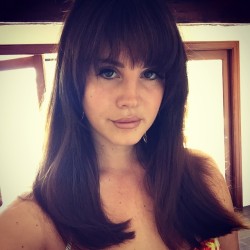 daytonameth:  Lana Del Rey Instagram Selfie