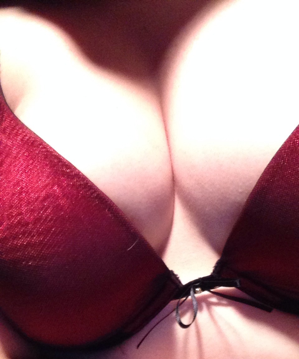 laila2626:  graceannlewis:  This is my favorite sort of outfit (;   Horny asf