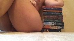 mr-mrs-frisky:  A well read women is a Devine