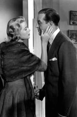 theniftyfifties:  Grace Kelly and Ray Milland in ‘Dial M. for Murder’, 1954. 