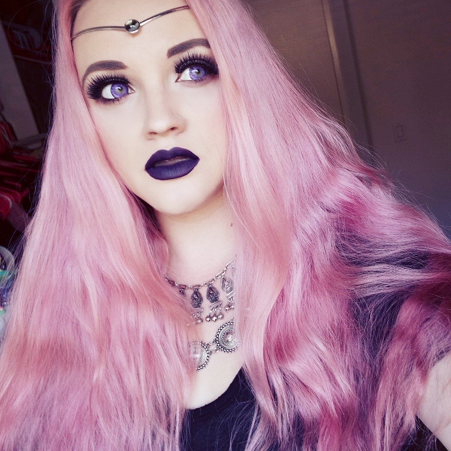 disneylandsprincess:  Sea Siren 