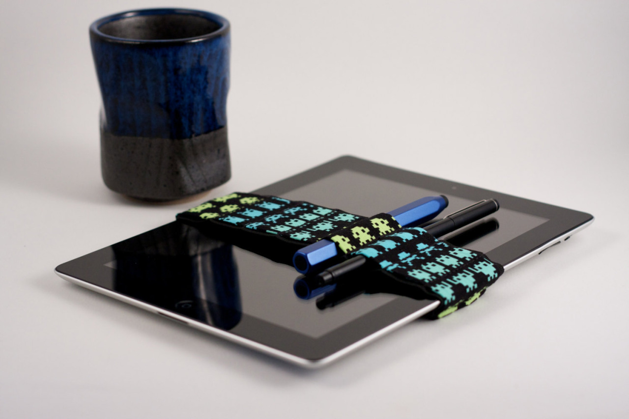 stuffguyswant:Handmade Journal Bandoliers by Emily Oinen  Designer Emily Oinen from