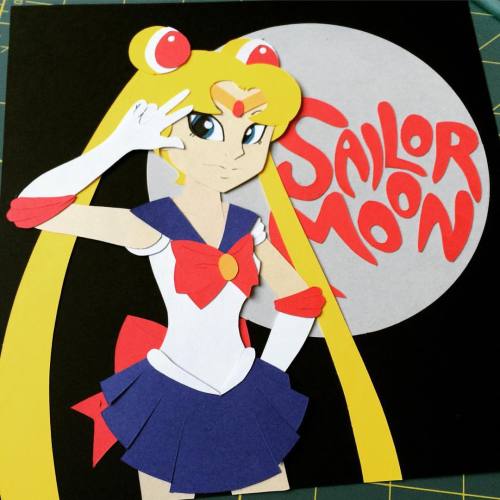 shannagins:  It was missing something… #SailorMoon #Usagi #PaperCraft #Shannwich