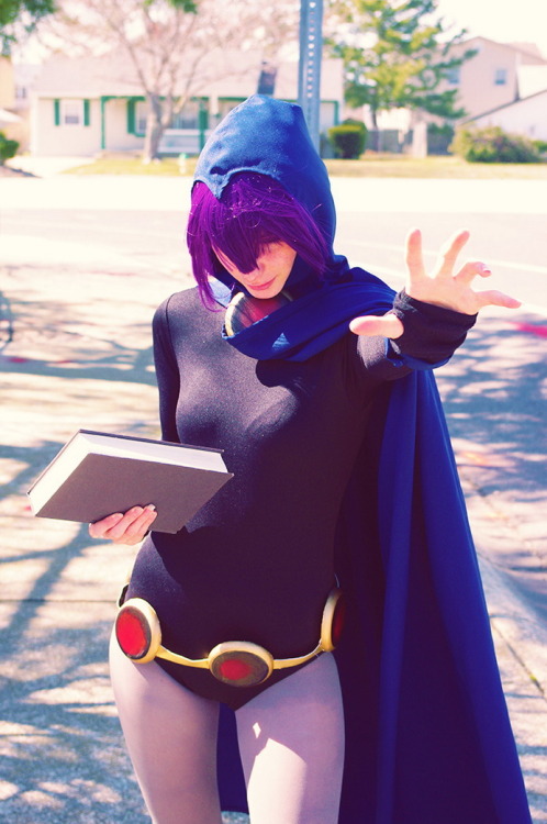 hotcosplaygirl:  Cosplay girl http://bit.ly/10yMTK6 adult photos