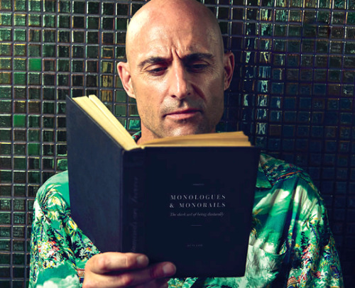 espasol:Mark Strong photographed by Julia Kennedy for Vera Magazine