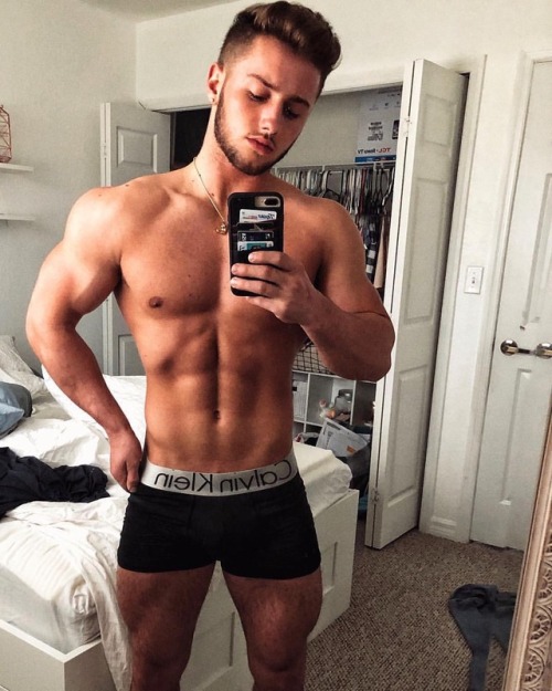 hotguysoffacebook:  That moment your physique looks fine after you step out of bed. Checkout our bro @mr_golden_17   #hotguys_of_fb #saturdaygrind #fitnessmotivation #riseandgrind #dedicated #discipline #eatsleeptrainrepeat #fitness #fitfam #instafitness