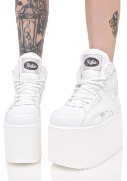 coquettefashion:  White Platform Sneakers