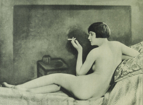 «Paulina Buonaparte», 1929 Vom Aktmodell bis zur Unsterblichkeit mit Aufnahmen von Blumberger &amp; 