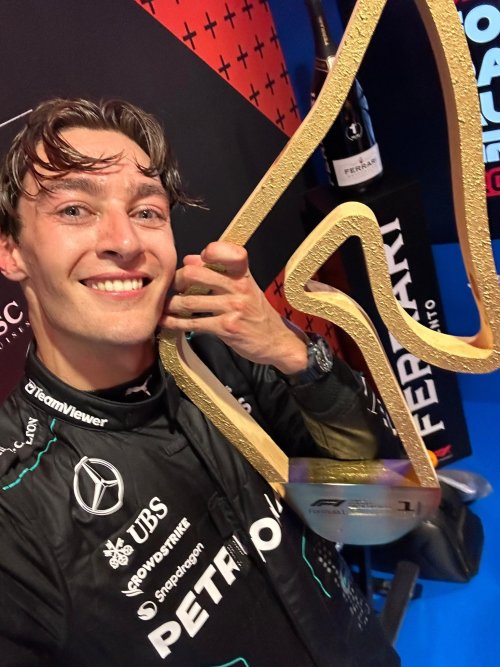 @.georgerussell63: P1!!!! You Can Win This Thing YES TEAM!!
