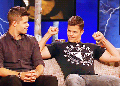 gabeluna:     Max & Charlie Carver join Jill Wagner on Wolf Watch.    