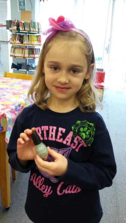 River Grove Public Library tweens and teens made their own nail polish and brown sugar body scrub du