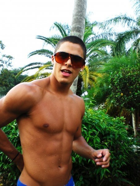 goodvibbbes:  benza deus