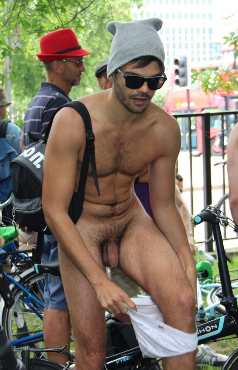 Faces Full Frontal