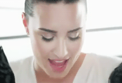 doubllerainbow:  Demi Lovato - Heart Attack 