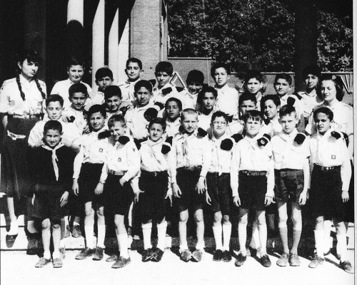Porn Pics Farah Diba, with Iranian boyscouts 1956