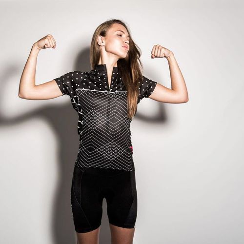 primaleurope: We are #women hear us roar! #womenscycling #bike #cycling ow.ly/UpsZU.