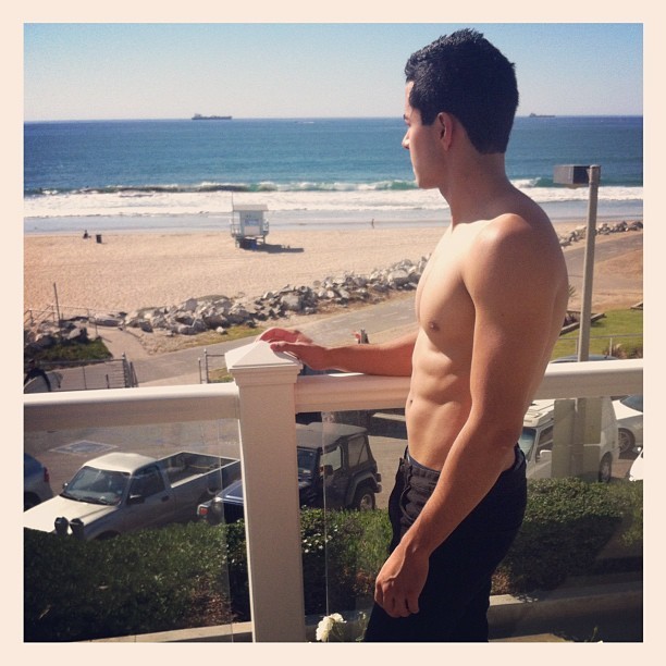 mypersonaldreamguys:  nice way to wake up 