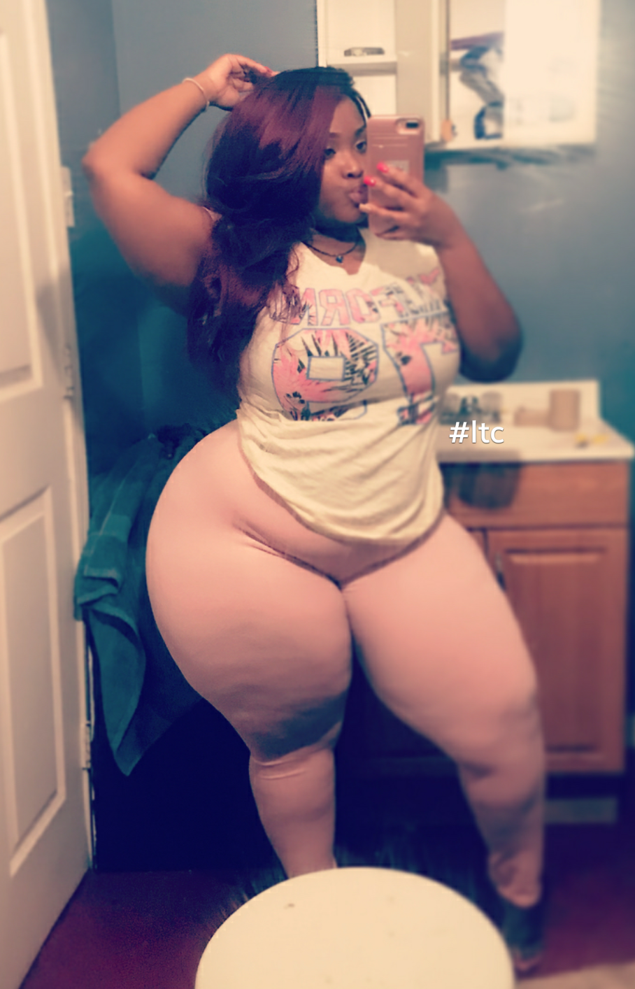 Pussy Piff & Palm Trees