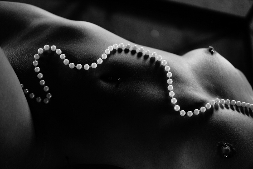 amethystlight45:  Bodyscapes