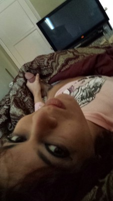 kendrasinclaire:  Good morning. :) http://twitter.com/kendrasinclaire