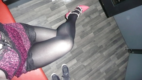 My legs!monanylon on skypeallyas3 on xhamsterpls leave me some comments!