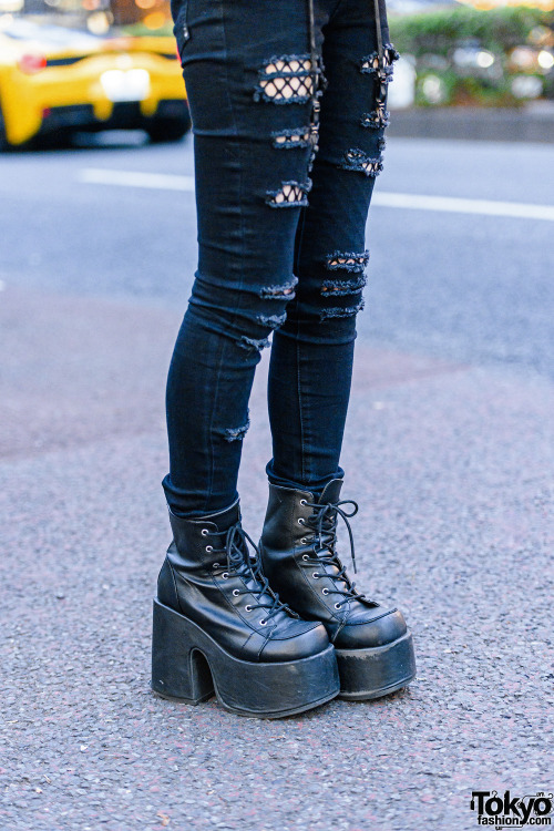 tokyo-fashion: 18-year-old Japanese student Remon on the street in Harajuku wearing a “Spooky 