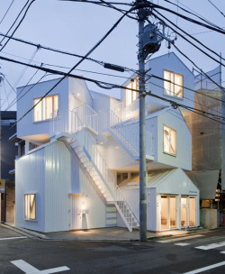 neonjapan:  Tokyo Apartment by Sou Fujimoto 